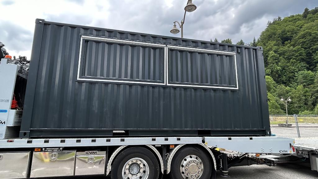 Container snack sur camion ouvrants fermés yaute box